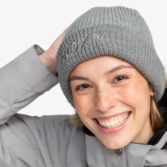 NWT Roxy Freja Cuffed Grey Ribbed Winter Beanie - Picture 1 of 6